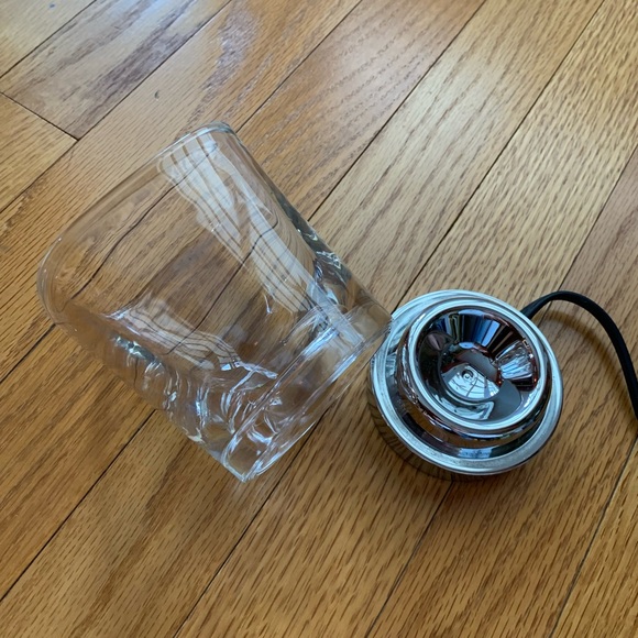 Sonic Toothbrush Charging Cup - Picture 3 of 3